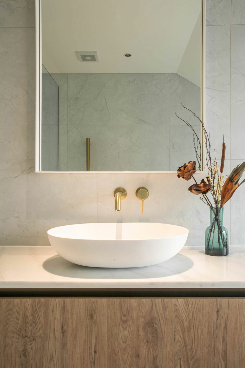 ARUVO™ PURITY Composite Stone Framed Rectangle Mirror 750/900mm