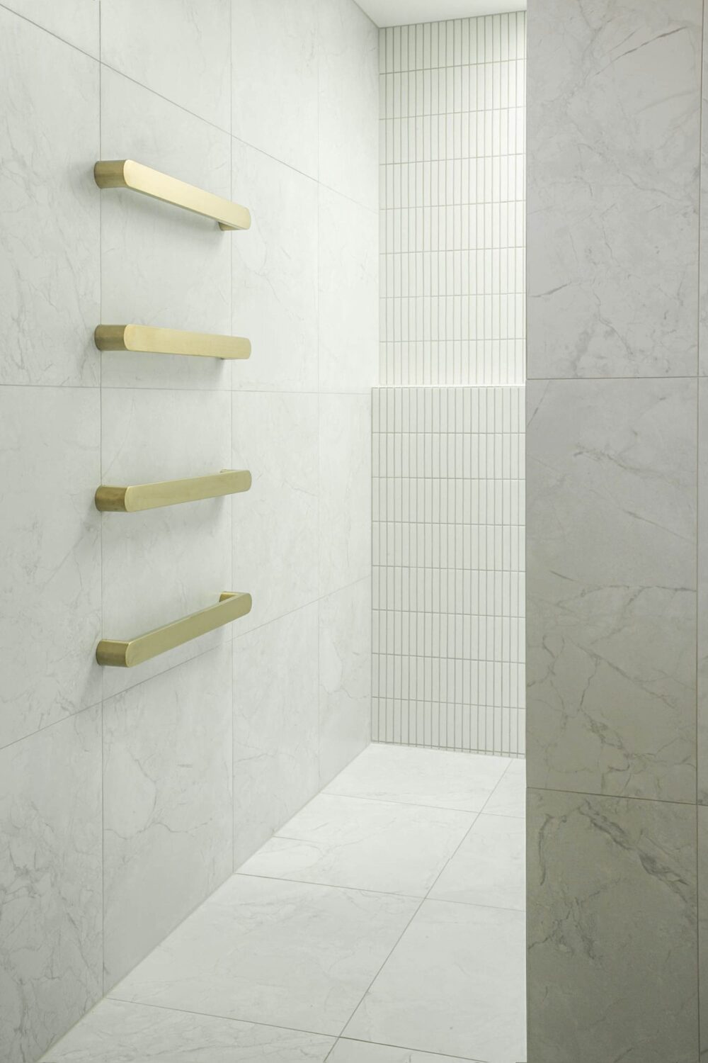 Timeless Vanilla Satin 600x600 | YQI6P750 - Image 2