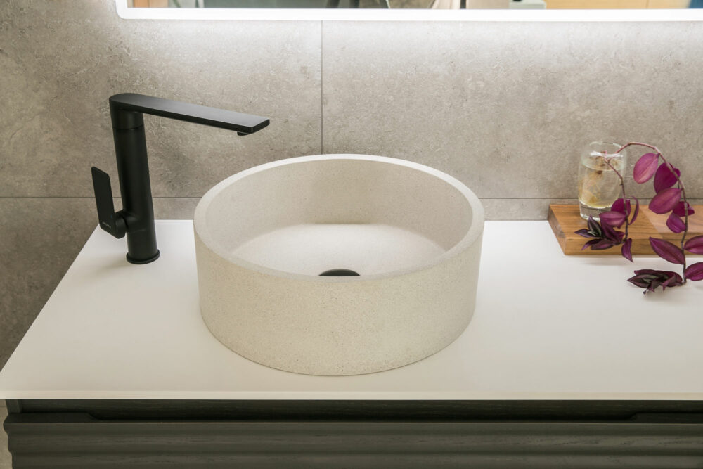 ARUVO™ ISABELLA Concrete Countertop Basin - Image 4