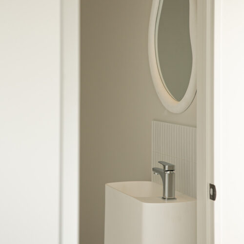ARUVO™ ENKØ NARROW Composite Stone Wall-mounted Basin