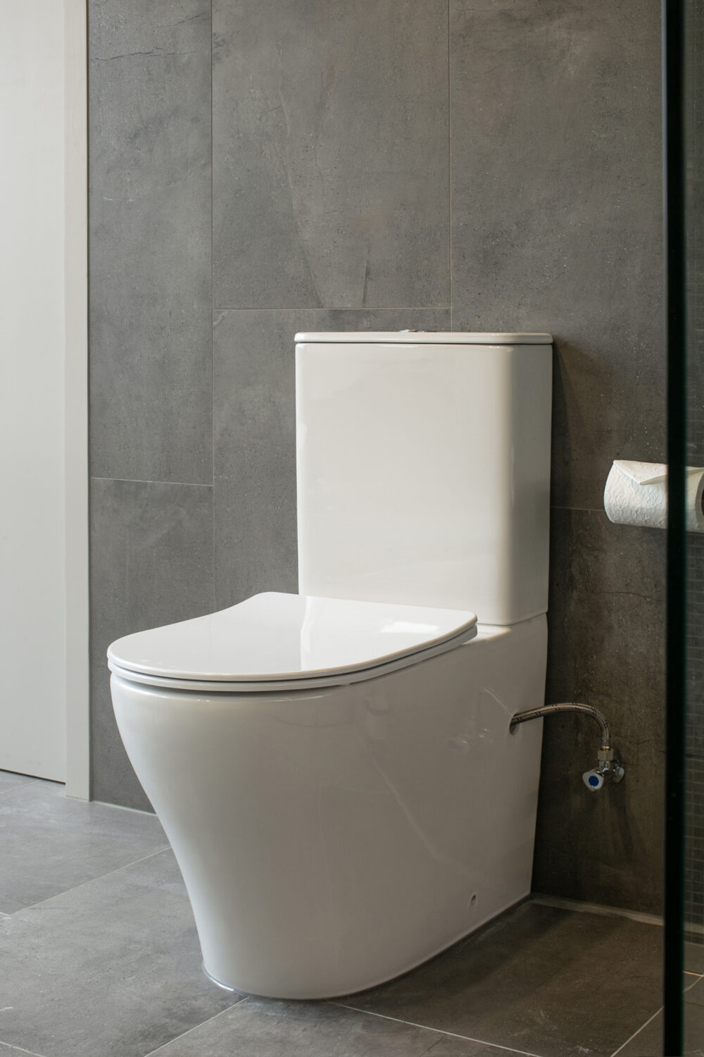 ARUVO™ VortekCLEAN® Rimfree Duron T1 BTW Toilet Suite | Gloss White - Image 11