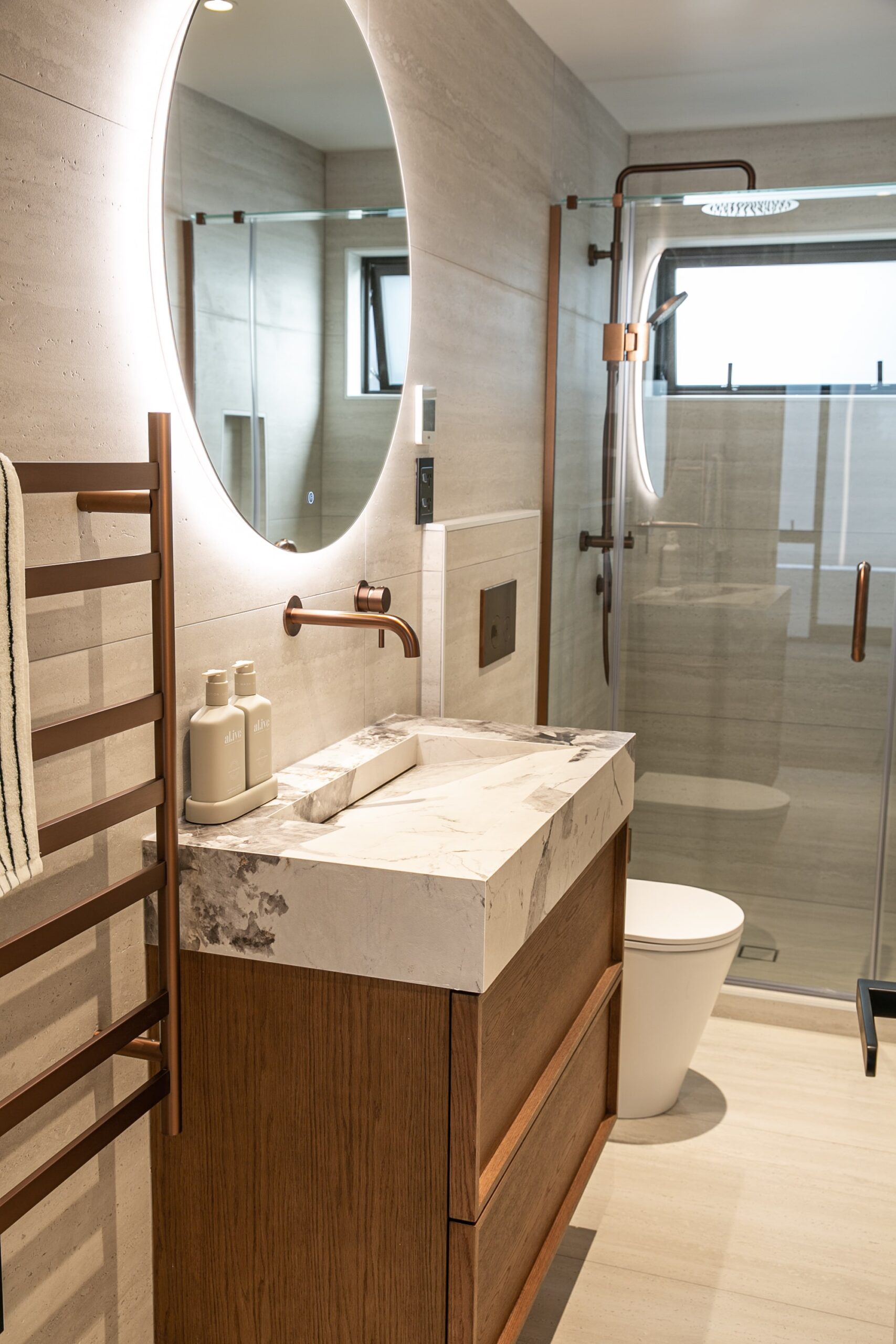 ARUVO® VENTRO Basin/Shower/Bath Mixer | Brushed Bronze - Image 3