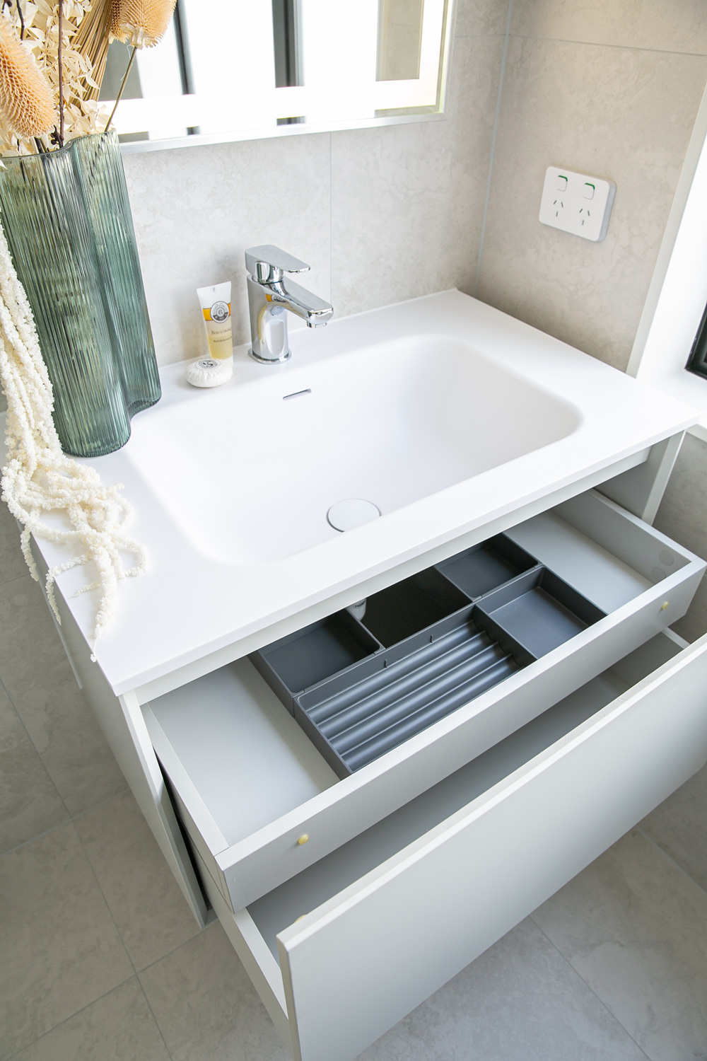 ARUVO® NEST Collection Plywood Vanity Ice Grey W900mm - Image 4