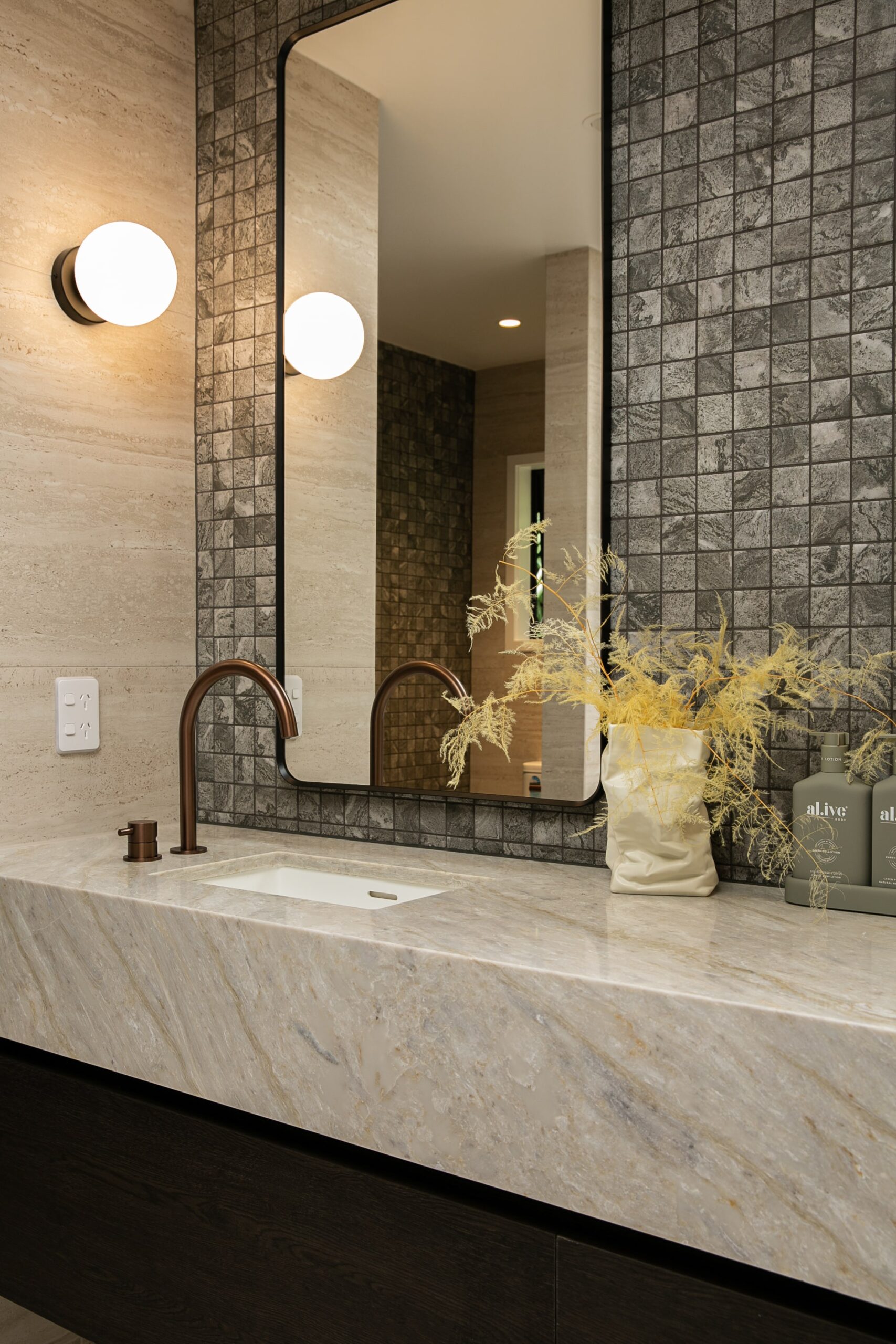 ARUVO® VENTRO Deck-mount Basin Mixer | Brushed Bronze - Image 2