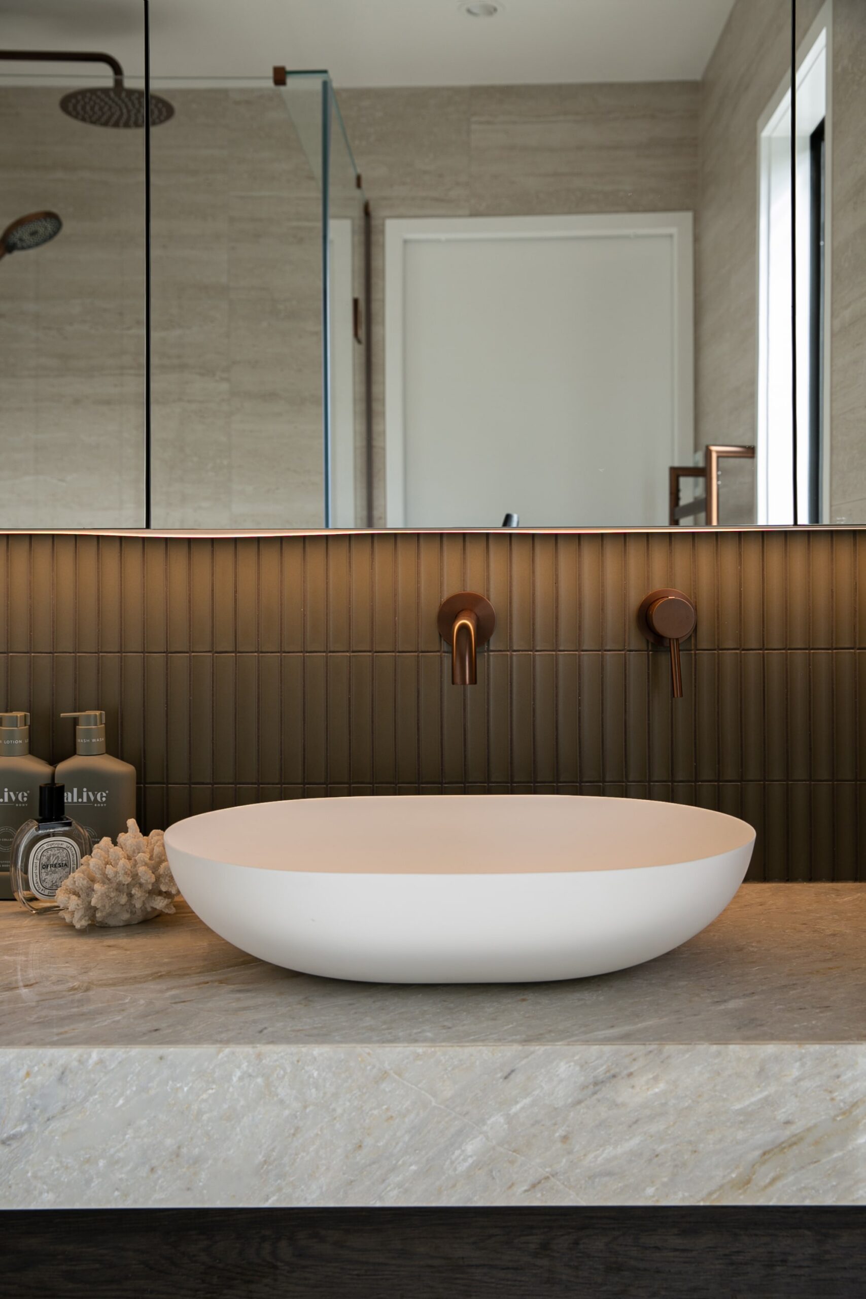 ARUVO® VENTRO Basin/Shower/Bath Mixer | Brushed Bronze - Image 4